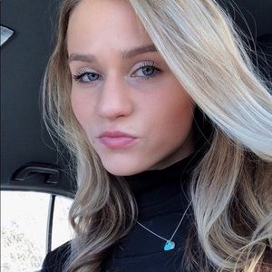 Meet your Posher, Brady